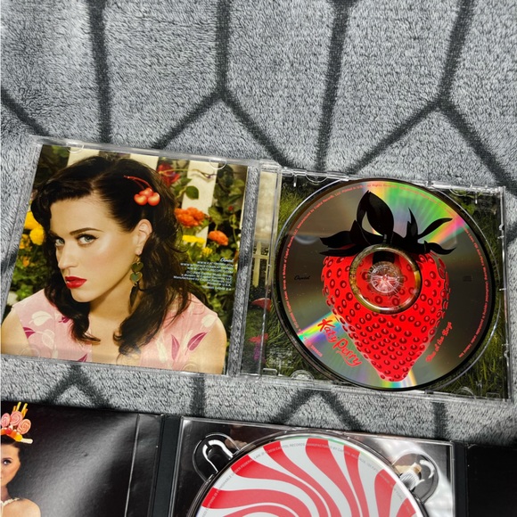 Katy Perry Teenage Dream and One of the Boys CD Pair V - Picture 3 of 7